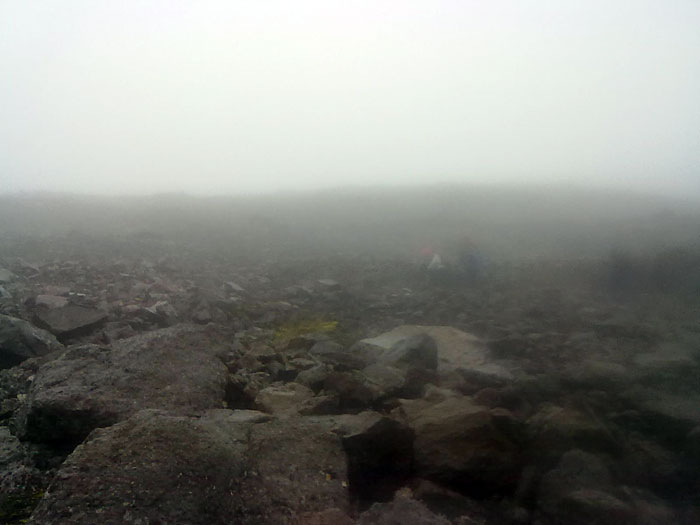 Skessuhorn (Skarðsheiði). Ein Berg pro Woche - Teil ?. - Sehr, sehr nebelig die ganze Zeit... (25.09.2010)