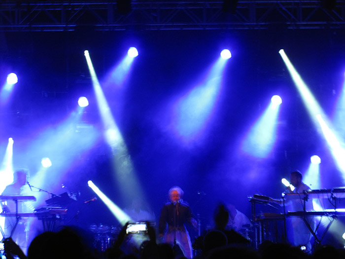 Reykjavík. Iceland Airwaves '10, Teil III. - <a href='http://www.robyn.com/' target='_blank' class='linksnormal'>Robyn</a> aus Schweden (auf <a href='http://www.facebook.com/robyn' target='_blank' class='linksnormal'>Facebook</a>). (16.10.2010)