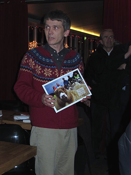 Reykjavík. Presentation - Photography book about Árneshreppur. - <a href='http://www.facebook.com/profile.php?id=1081664777' target='_blank' class='linksnormal'>Hrafn Jökulsson</a> is presenting his book "<a href='http://litlihjalli.it.is/frettir/Vid_ysta_haf-_ljosmyndabok_Hrafns_Jokulssonar/' target='_blank' class='linksnormal'>Við ysta haf  Mannlíf og náttúra í Árneshreppi â Ströndum</a>" about the people and their life in the district "Árneshreppur". <a href='http://www.djupavik.de' target='_blank' class='linksnormal'>Djúpavík</a> is located in this area. (17 December 2010)