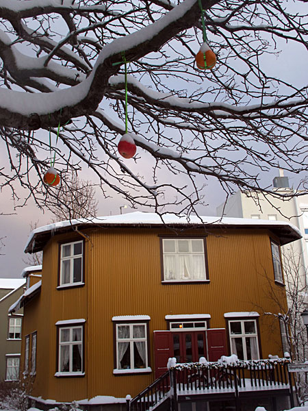 Reykjavík. Verschiedenes XXXVIII. - Impressionen aus dem Schnee. VIII. (25. bis 29.12.2011)