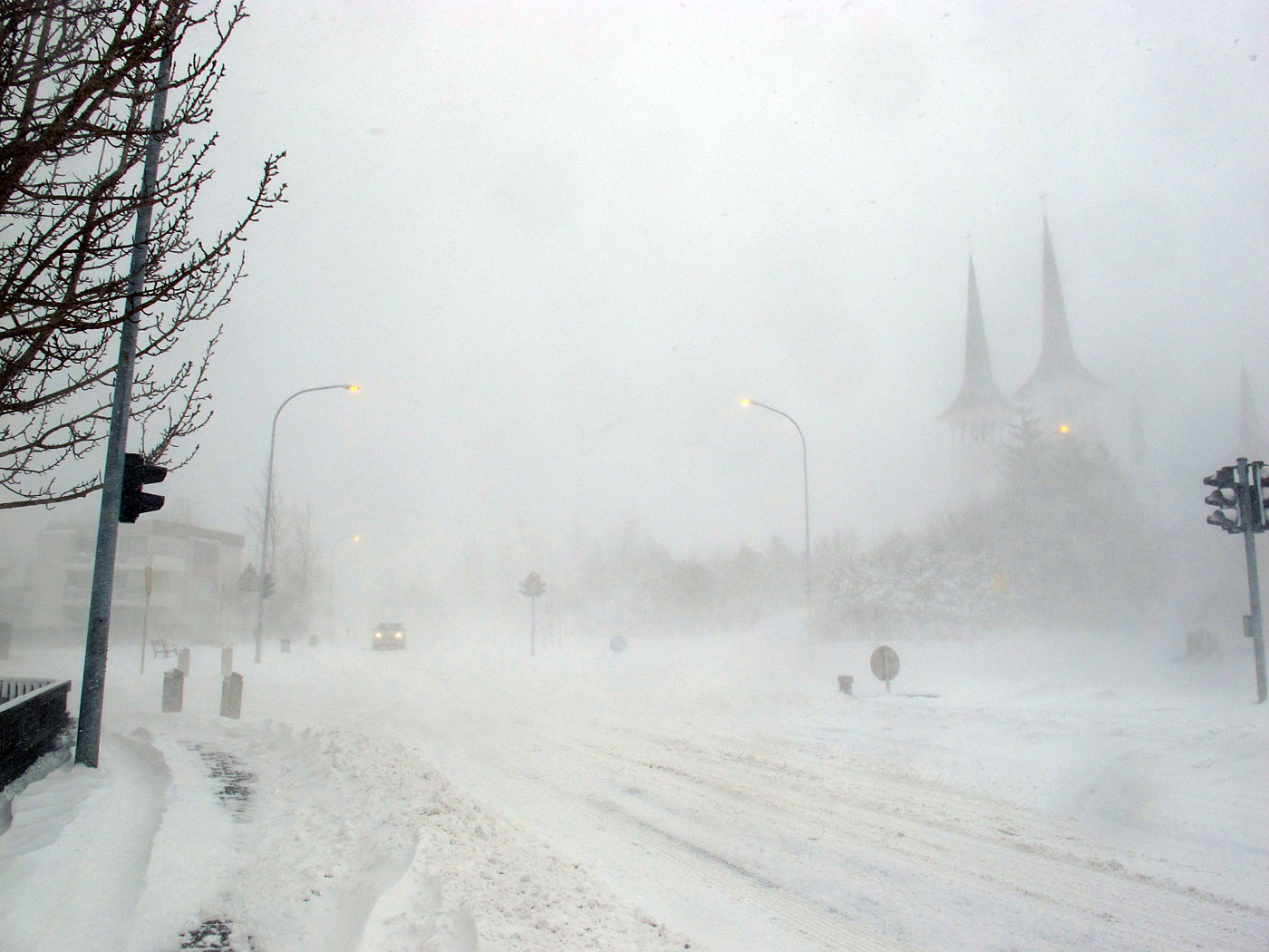 Reykjavík. Schneechaos - für nur einen Tag. - II. (06.03.2013)