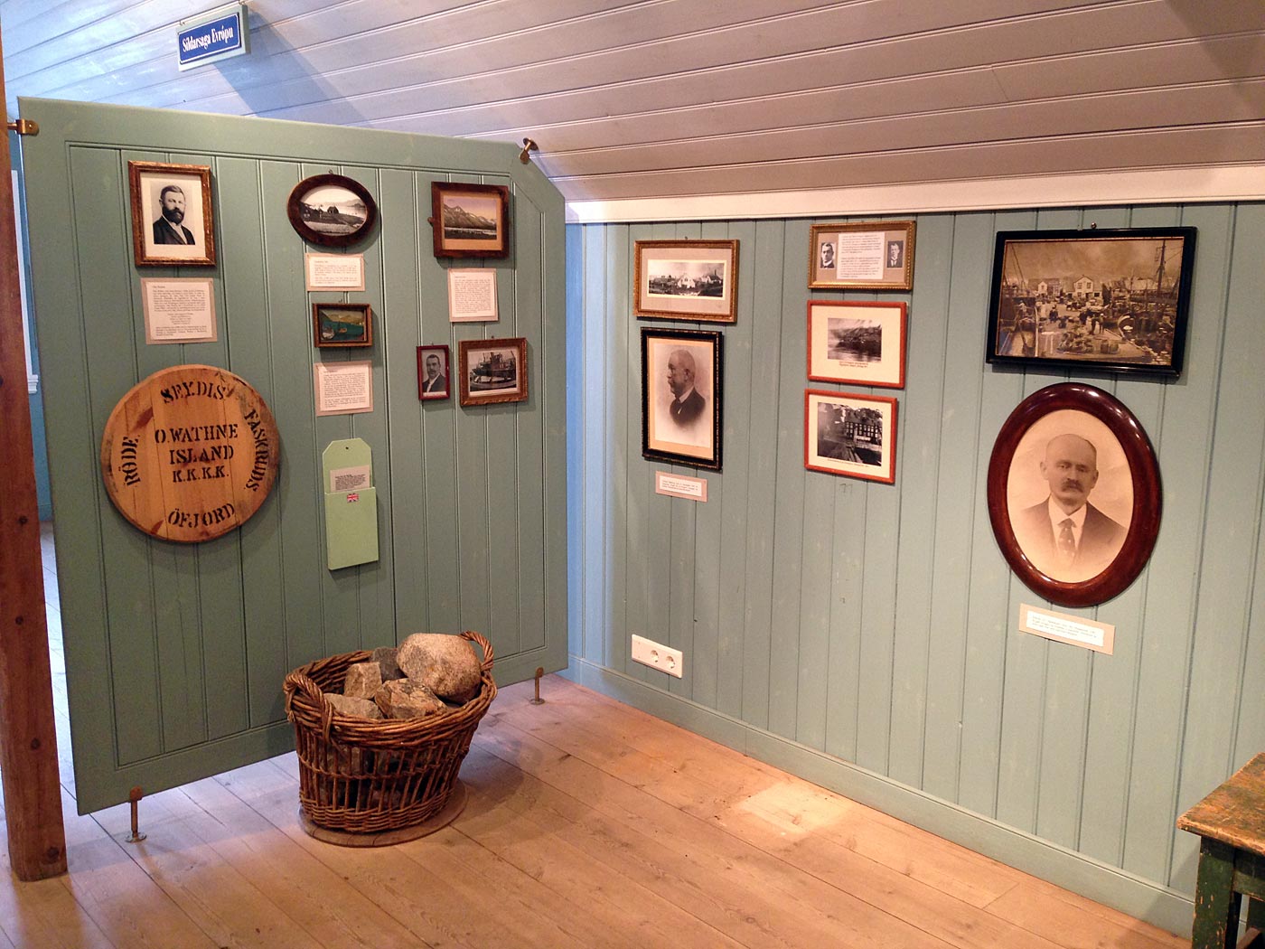 Around Iceland. Day VII. Siglufjörður - Djúpavík. - Siglufjörður. Very informative and well organised - the <a href='http://www.sild.is/en/' target='_blank' class='linksnormal'>Hering-Museum</a>. (8 July 2013)