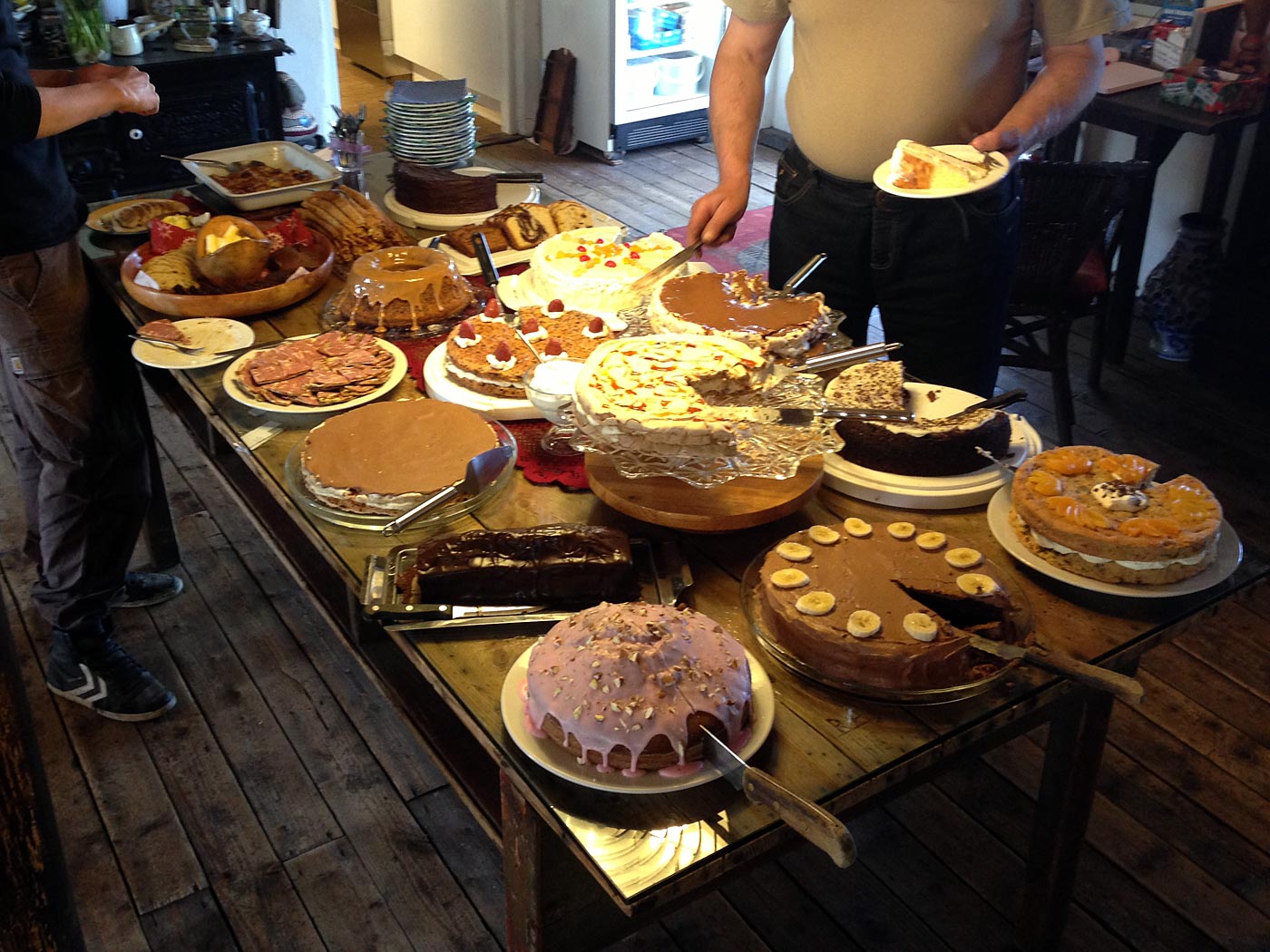 Djúpavík. Miscellaneous LXI. - Another sunday with the great cake buffet. (15 till 21 July 2013)