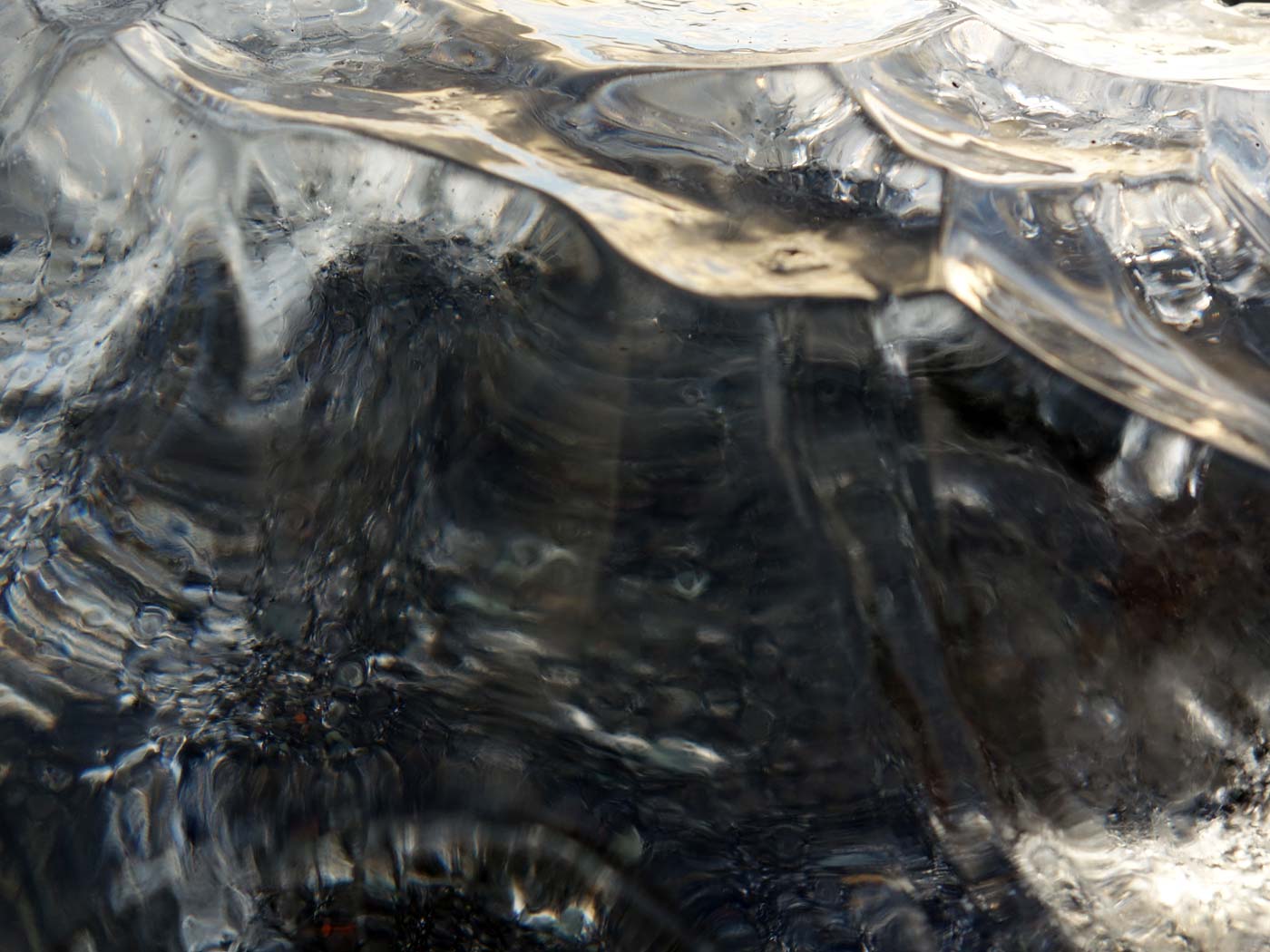 Jökulsárlón. Ice. I. - <a href='http://en.wikipedia.org/wiki/Jökulsárlón' target='_blank' class='linksnormal'>Jökulsárlón</a>, beach. (16 November 2013)