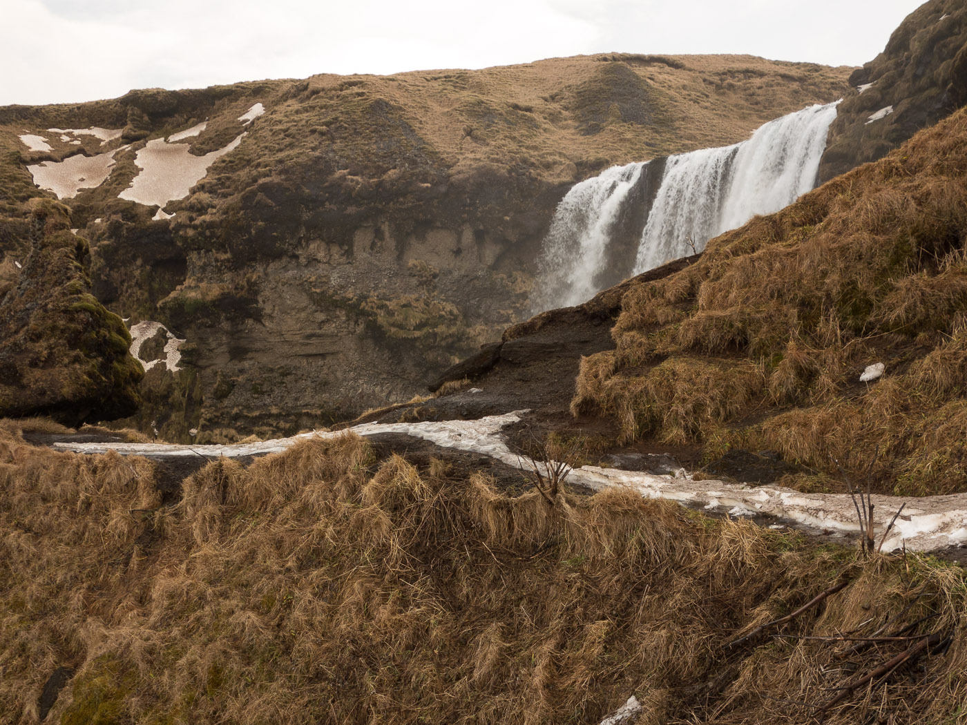 South Coast. Part 3 - Skógafoss. - <a href='http://www.world-of-waterfalls.com/iceland-skogafoss.html' target='_blank' class='linksnormal'>Skógafoss</a>. I. (18 January 2014)