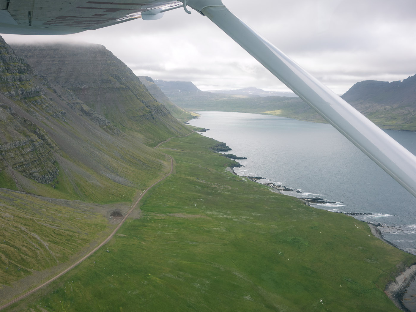 Reykjavík to Djúpavík. A flight ... - Byrgisvík (Veiðileysa fjord). (30 July 2014)