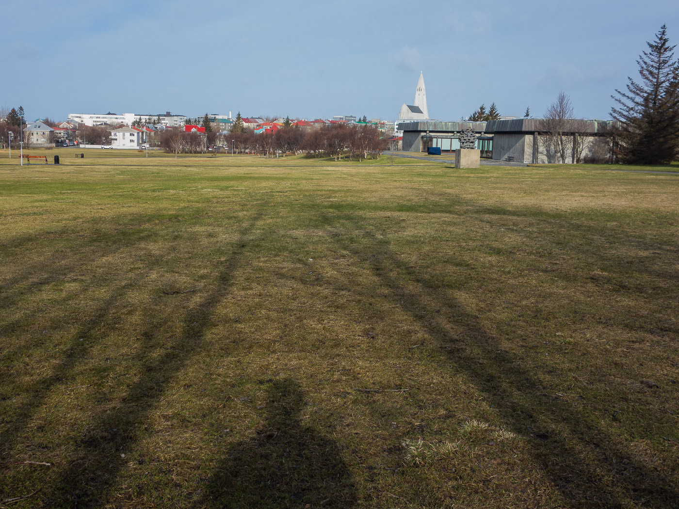 Reykjavík. Miscellaneous LXXXVI. - KlambratÚn. (1 till 29 April 2015)