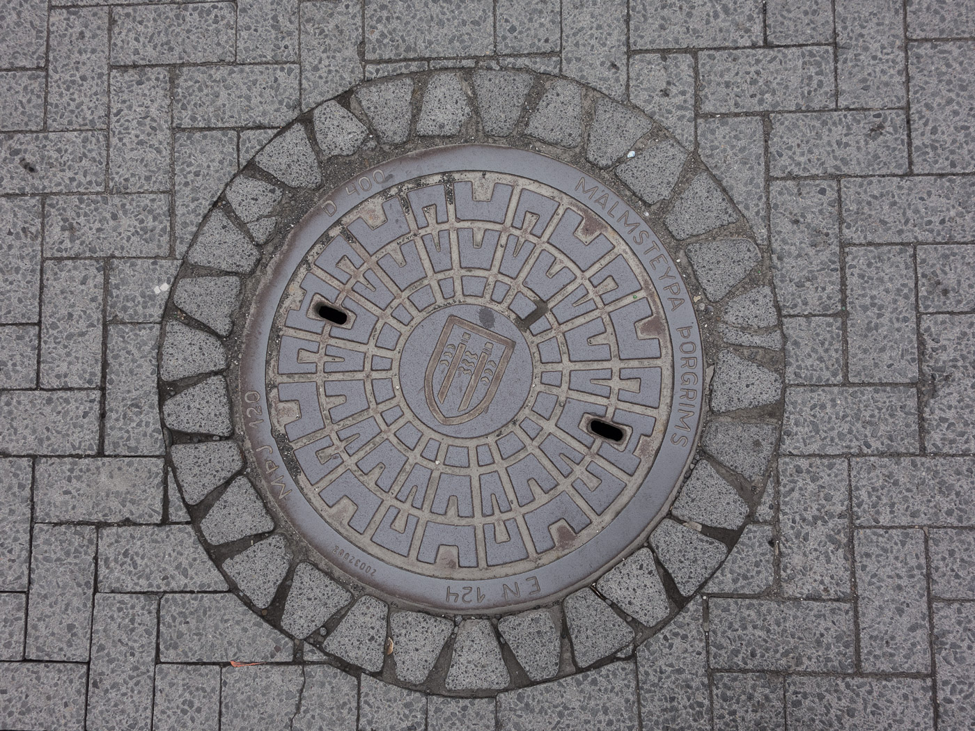 Reykjavík. Miscellaneous XCVII. - In Reykjavík. (1 till 31 May 2016)