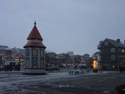 22 February 2015